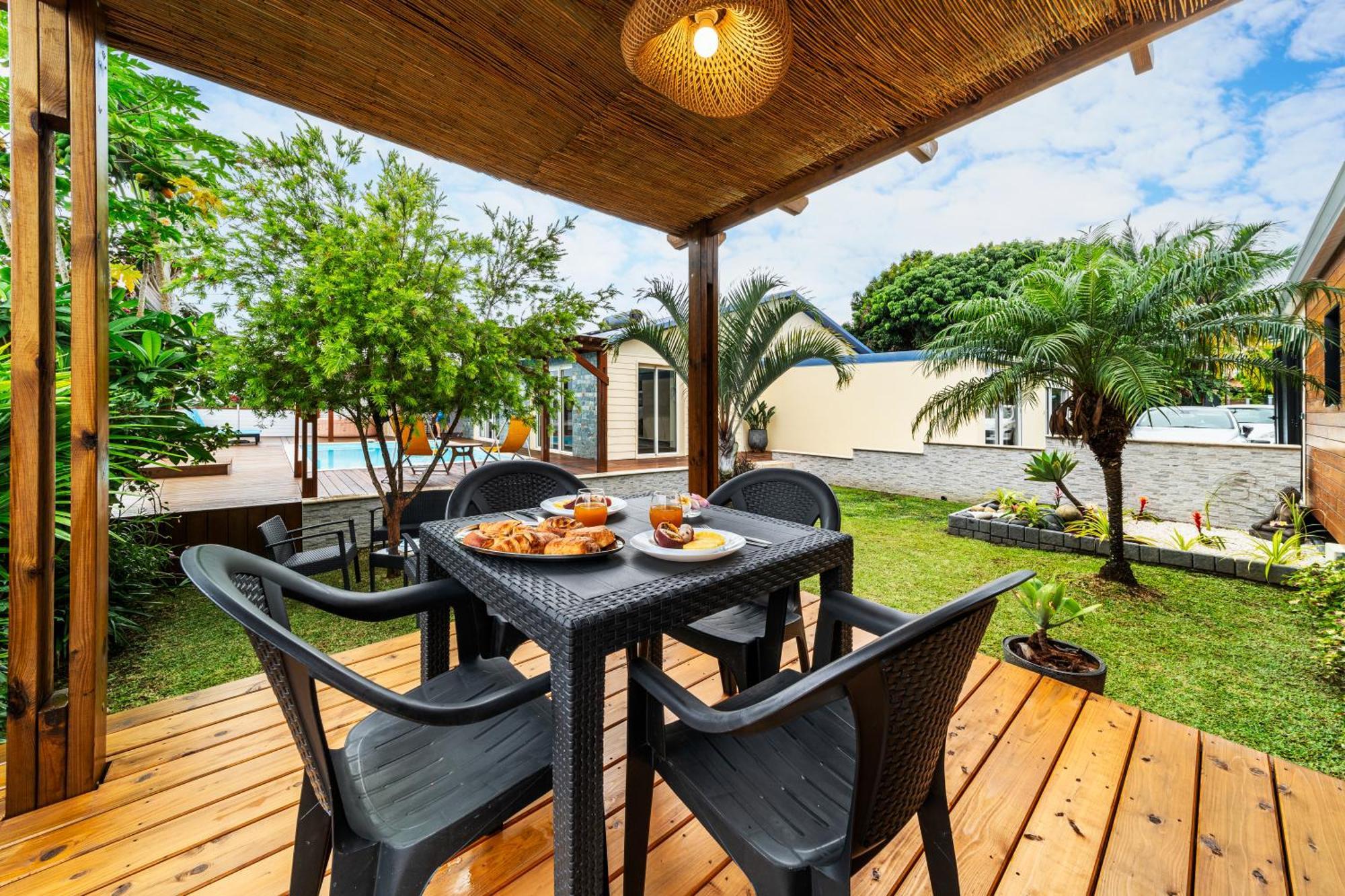 Bungalow L'Escale De Takamaka แซ็ง-บินัวต์ ภายนอก รูปภาพ